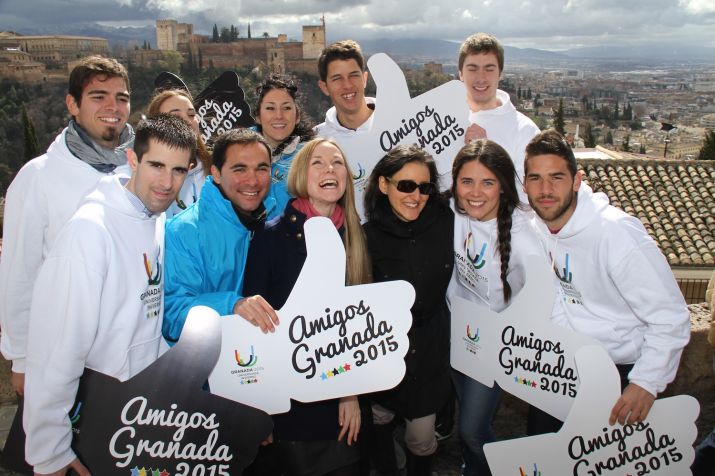 Grupo de voluntarios. Fuente: Granada 2015.