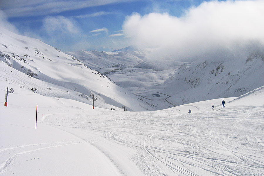 Pista El Toneo, desde la parte alta del sector de Cebolledo.