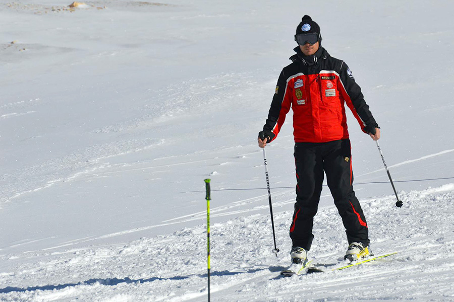 Profesor de la Escuela Española de Esquí y Snowboard de San Isidro.